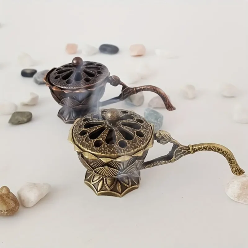Retro Small Lotus Hand Stove with Cover Hollow Out Sandalwood Incense Burner Yoga Studio Classic Decoration 1